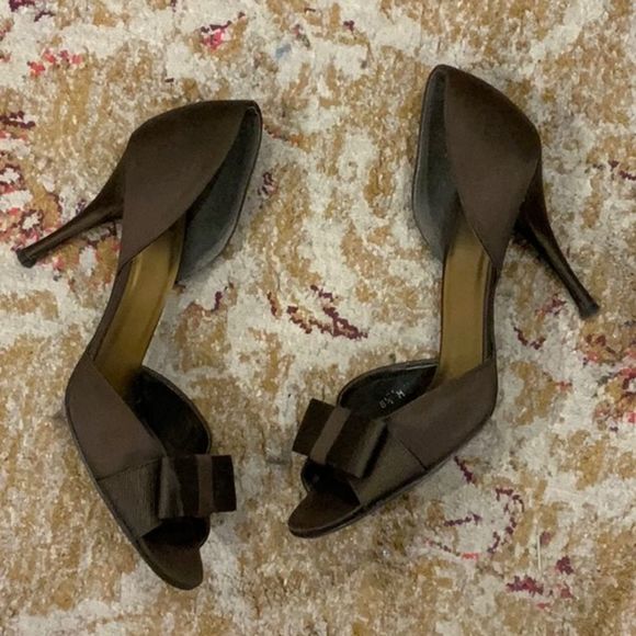 Stuart Weitzman peep toes - Picture 2 of 9